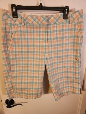 Like New Puma Peach and Teal Plaid Women's Dry Fit Golf Shorts Size 10
